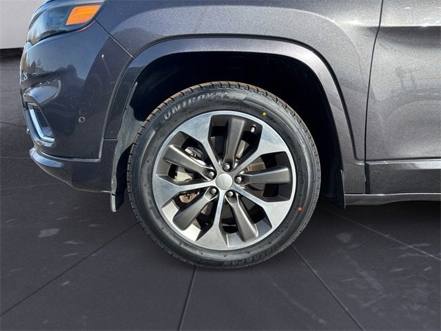 2019 Jeep Cherokee Overland