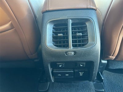 2019 Jeep Cherokee Overland