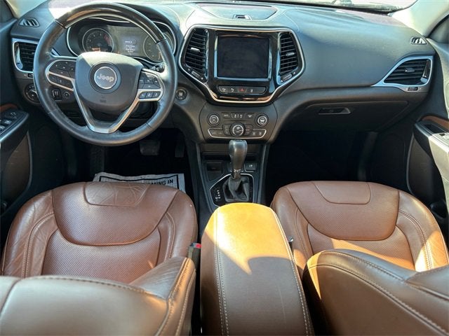 2019 Jeep Cherokee Overland