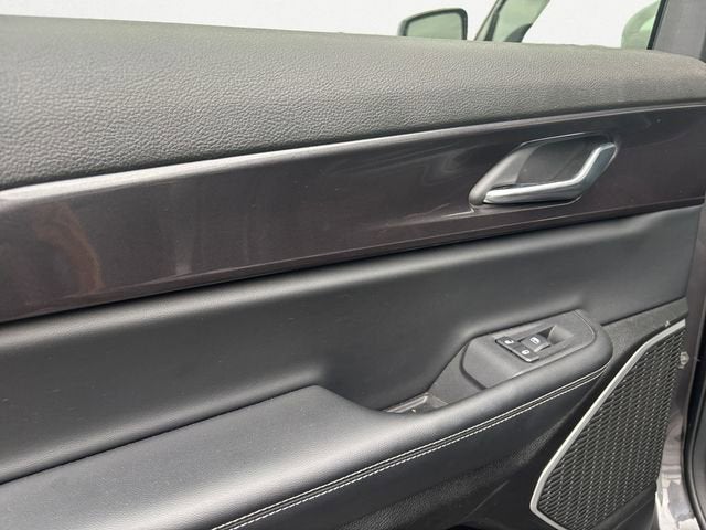 2022 Jeep Grand Cherokee L Altitude