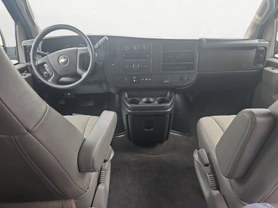 2023 Chevrolet Express Passenger 3500 1LS