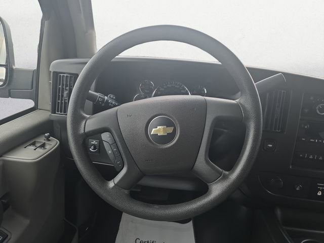 2023 Chevrolet Express Passenger 3500 1LS