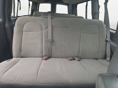 2023 Chevrolet Express Passenger 3500 1LS