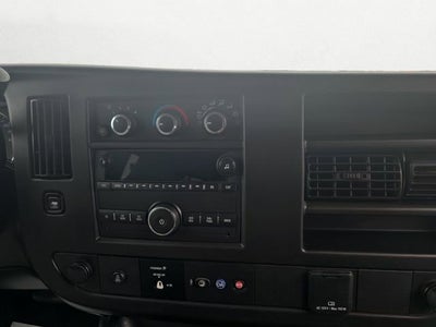 2023 Chevrolet Express Passenger 3500 1LS