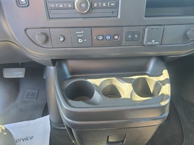 2024 Chevrolet Express Passenger 3500 1LT