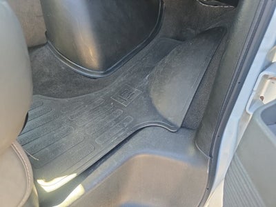 2024 Chevrolet Express Passenger 3500 1LT