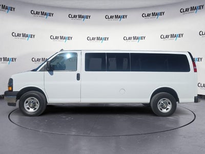 2024 Chevrolet Express Passenger 3500 1LT