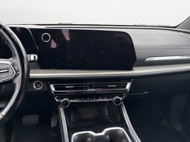 2024 Chevrolet Traverse LS