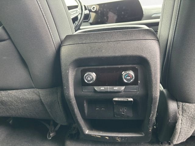 2024 Chevrolet Traverse LS