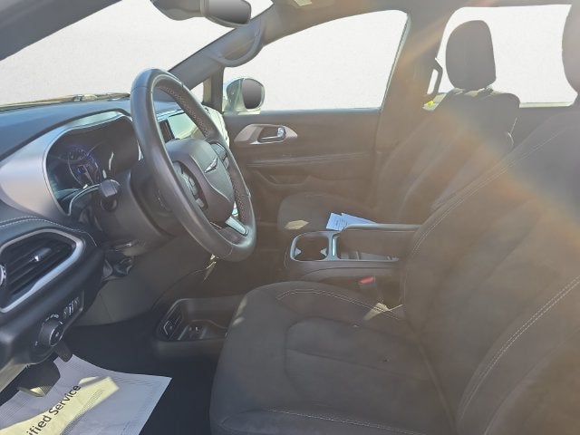 2023 Chrysler Pacifica Touring