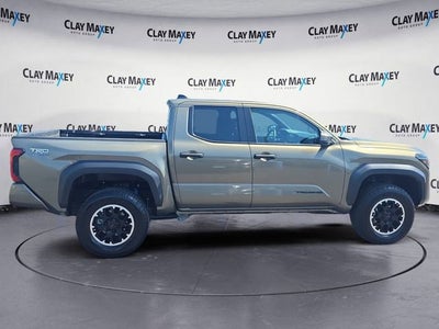 2024 Toyota Tacoma 4WD SR5