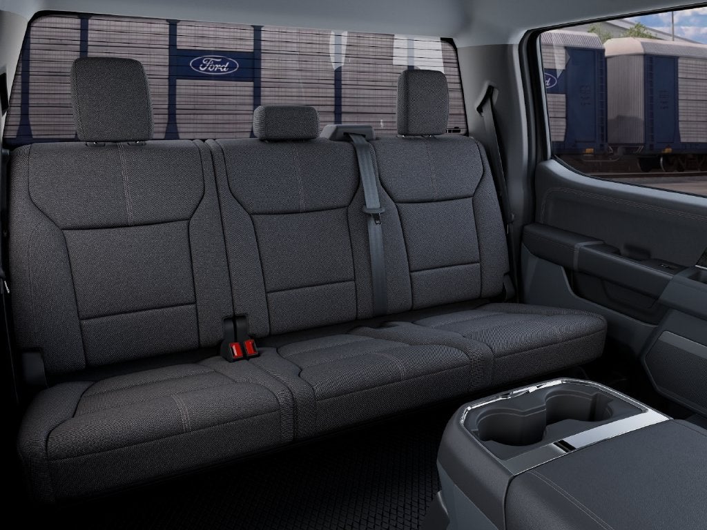 2027 Ford F-350SD XLT