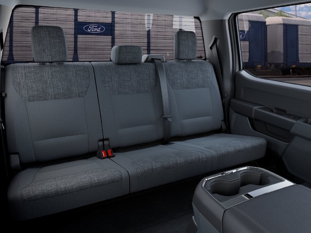 2027 Ford F-350SD XLT