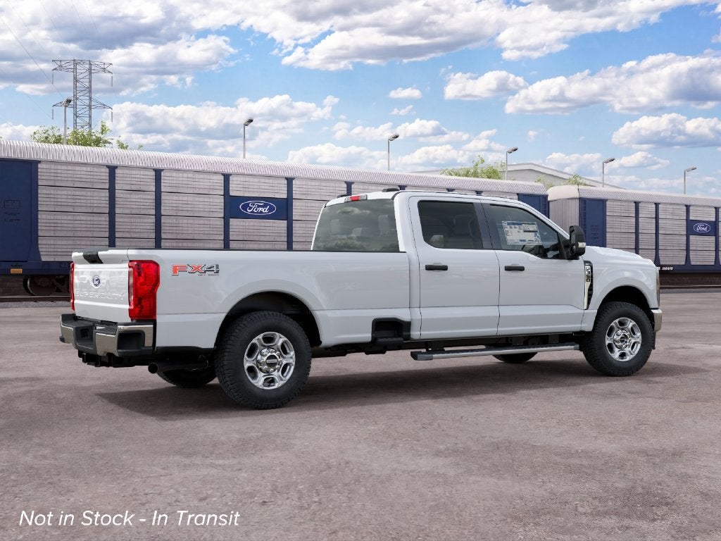 2027 Ford F-350SD XLT