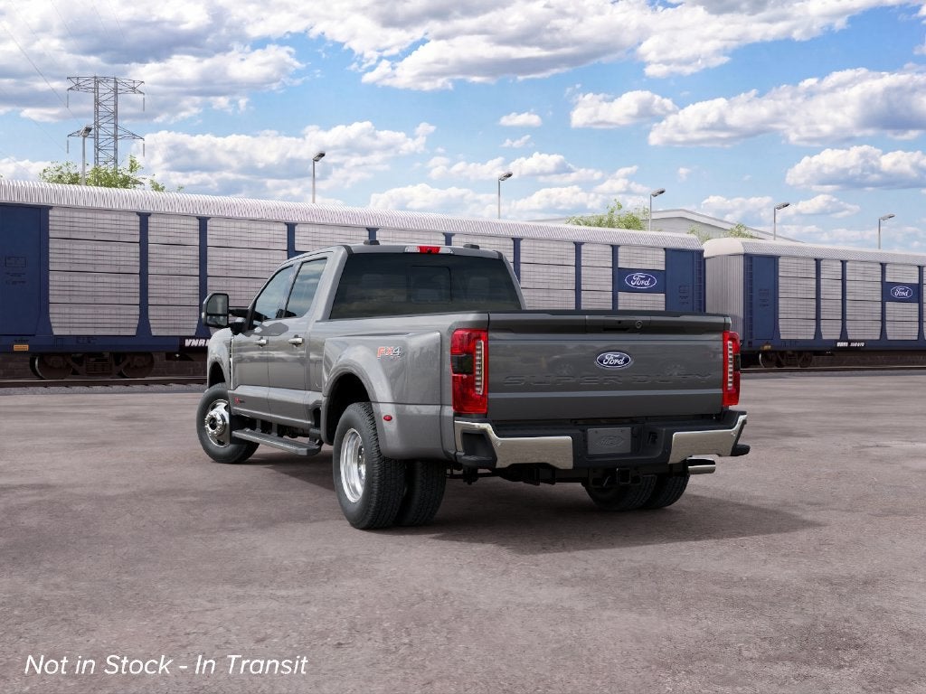 2027 Ford F-350SD Lariat DRW