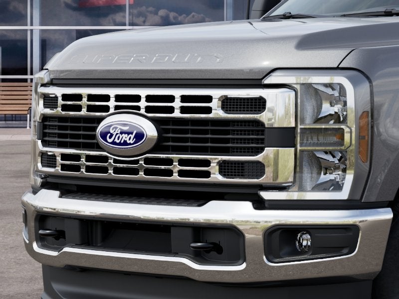 2027 Ford F-350SD XLT DRW