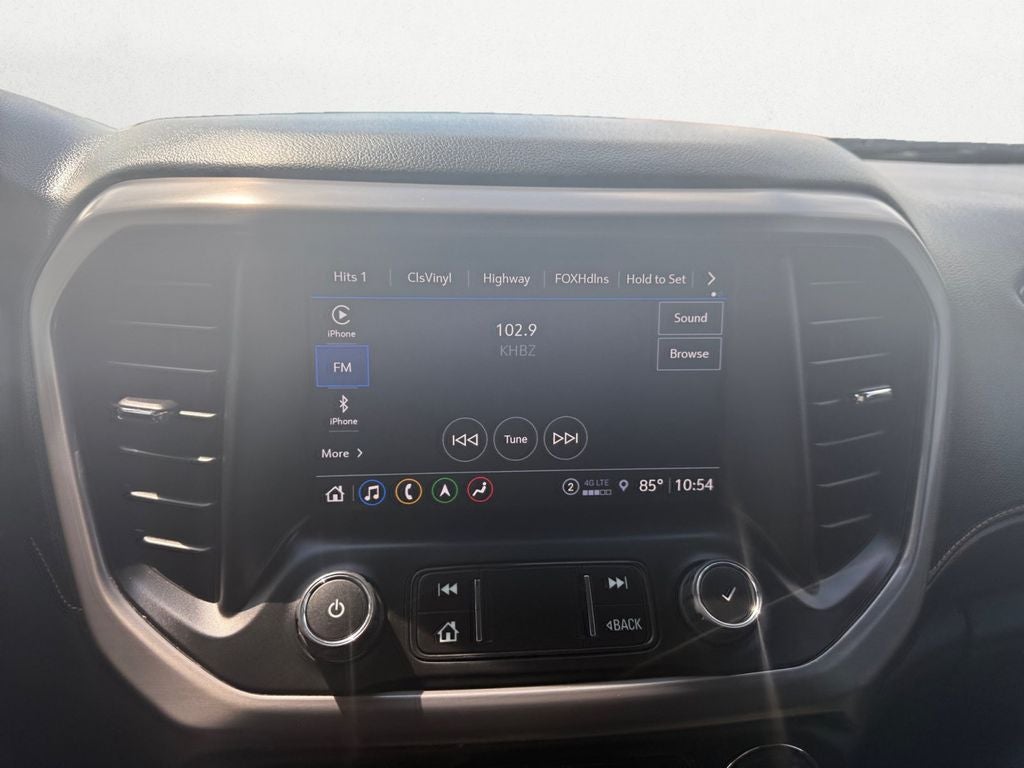 2023 GMC Acadia AT4