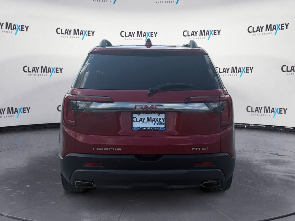 2023 GMC Acadia AT4