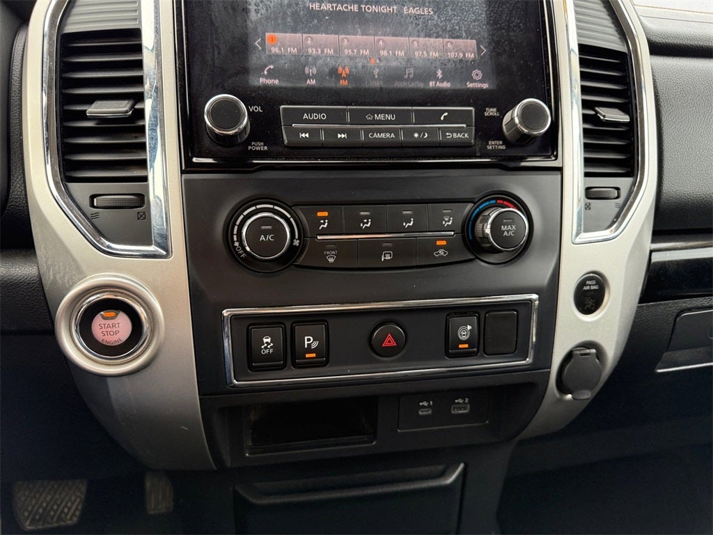 2021 Nissan Titan SV