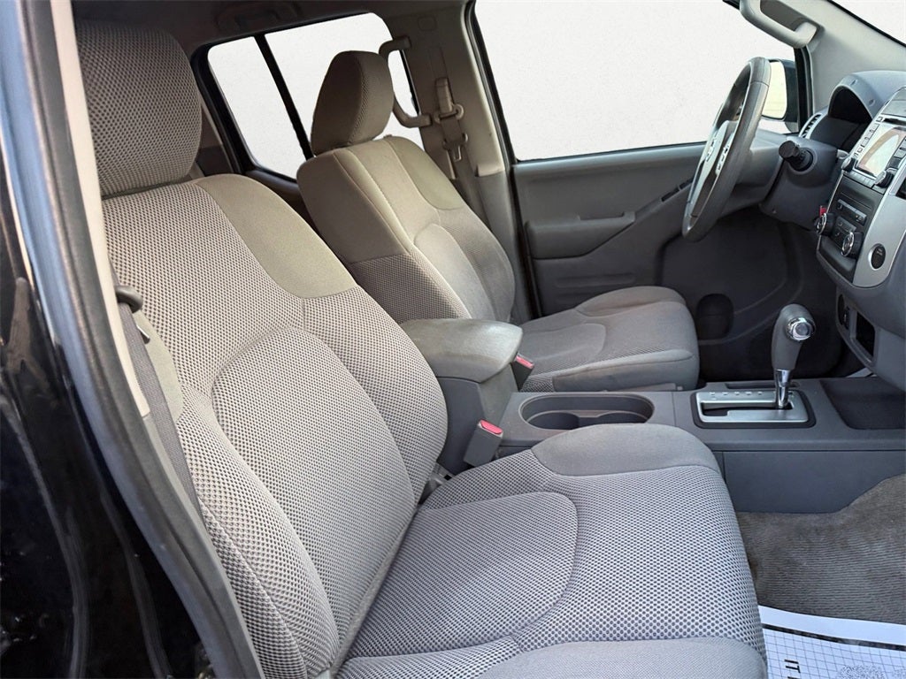 2017 Nissan Frontier SV