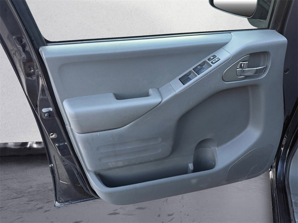 2017 Nissan Frontier SV