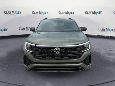 2026 Volkswagen Atlas Cross Sport 2.0T SEL R-Line Black
