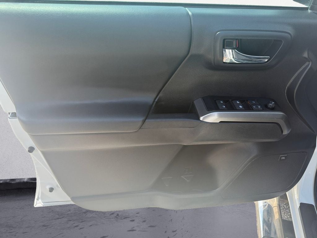 2023 Toyota Tacoma Limited V6