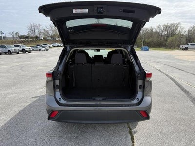 2024 Toyota Highlander LE