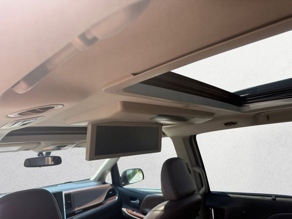 2015 Toyota Sienna Limited Premium 7 Passenger