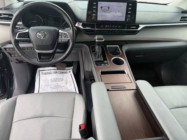 2024 Toyota Sienna XLE 8 Passenger