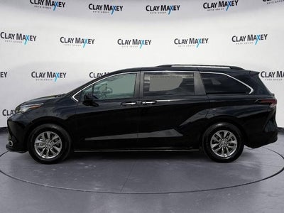 2024 Toyota Sienna XLE 8 Passenger