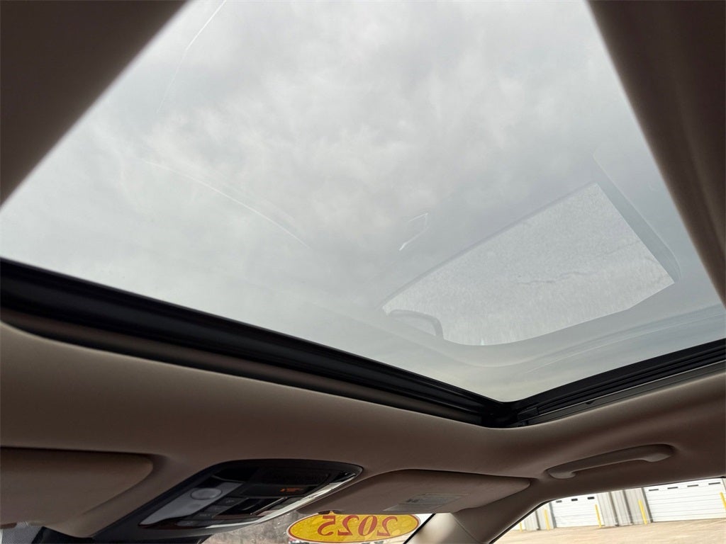 2025 Kia Carnival Hybrid SX