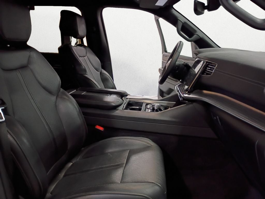 2023 Jeep Wagoneer L Series II