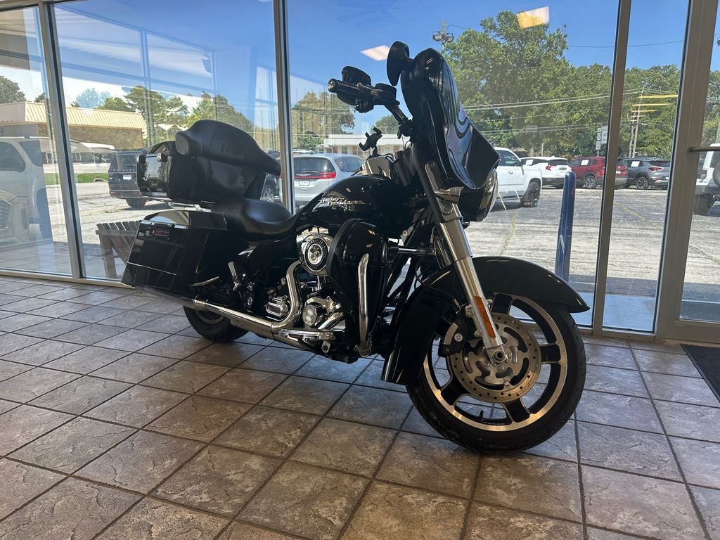 2010 Harley-Davidson Street Glide FLHX