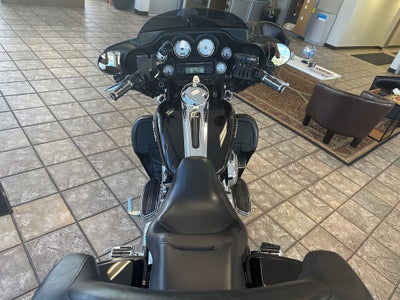 2010 Harley-Davidson Street Glide FLHX