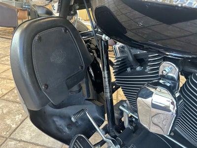 2010 Harley-Davidson Street Glide FLHX