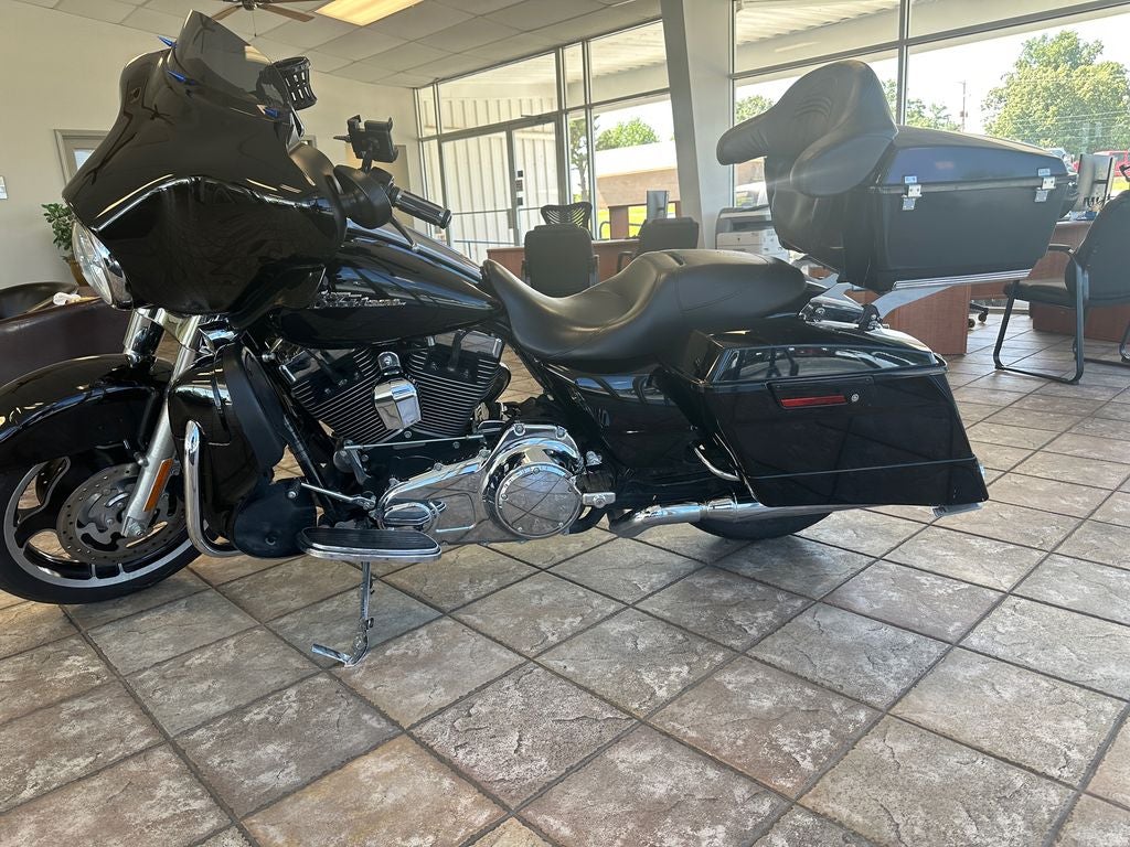 2010 Harley-Davidson Street Glide FLHX