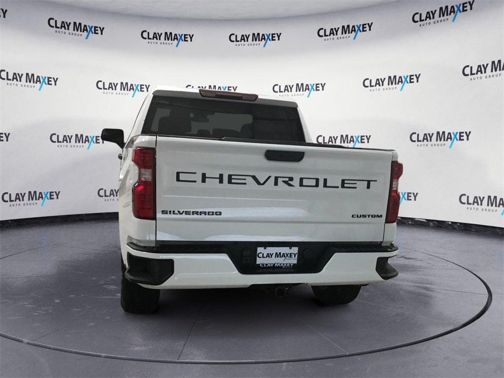 2022 Chevrolet Silverado 1500 Custom