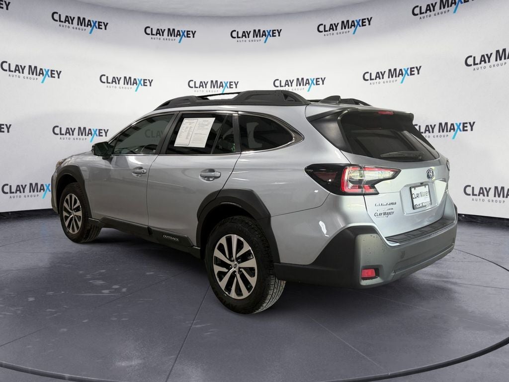 2025 Subaru Outback Premium
