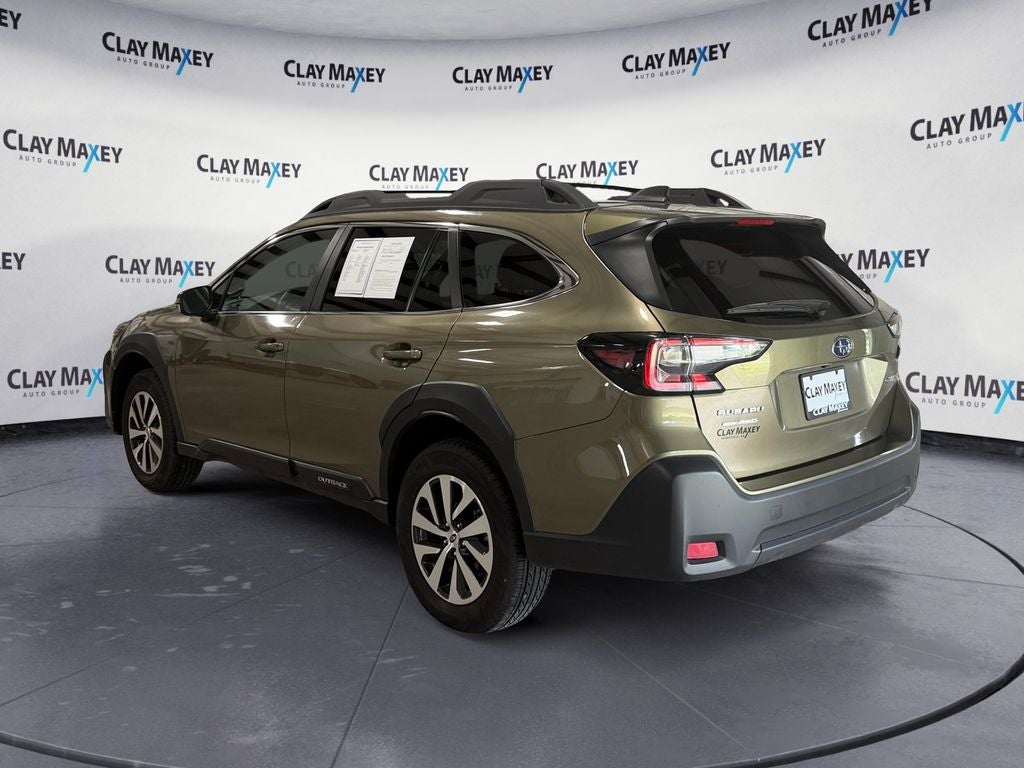 2025 Subaru Outback Premium