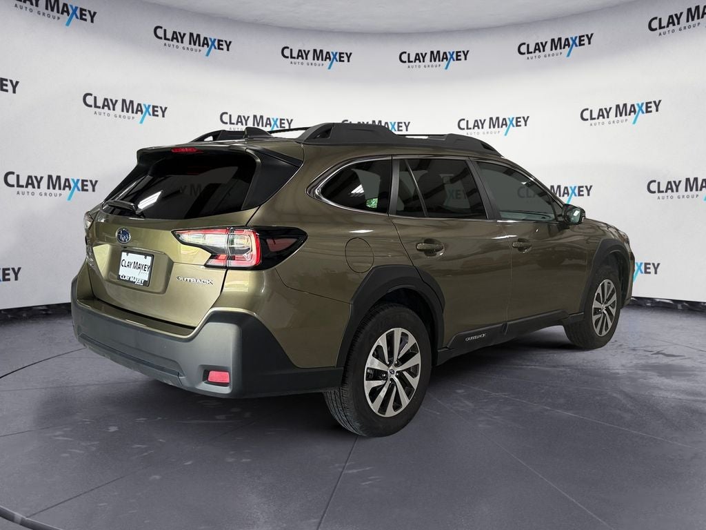 2025 Subaru Outback Premium