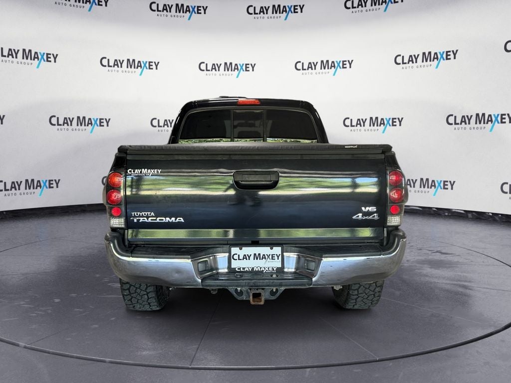 2006 Toyota Tacoma Base V6