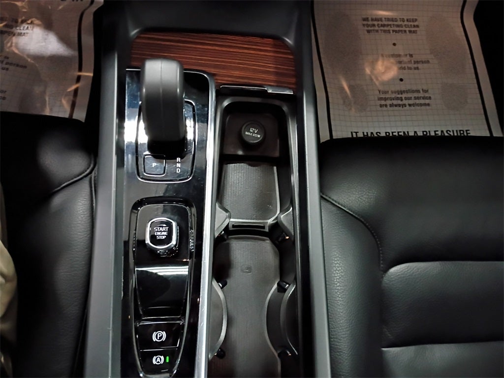 2024 Volvo S60 B5 Plus Dark Theme