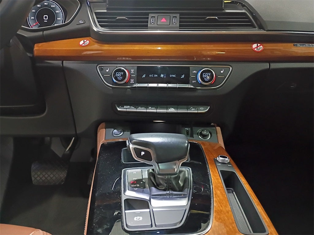 2023 Audi Q5 45 S line Premium quattro