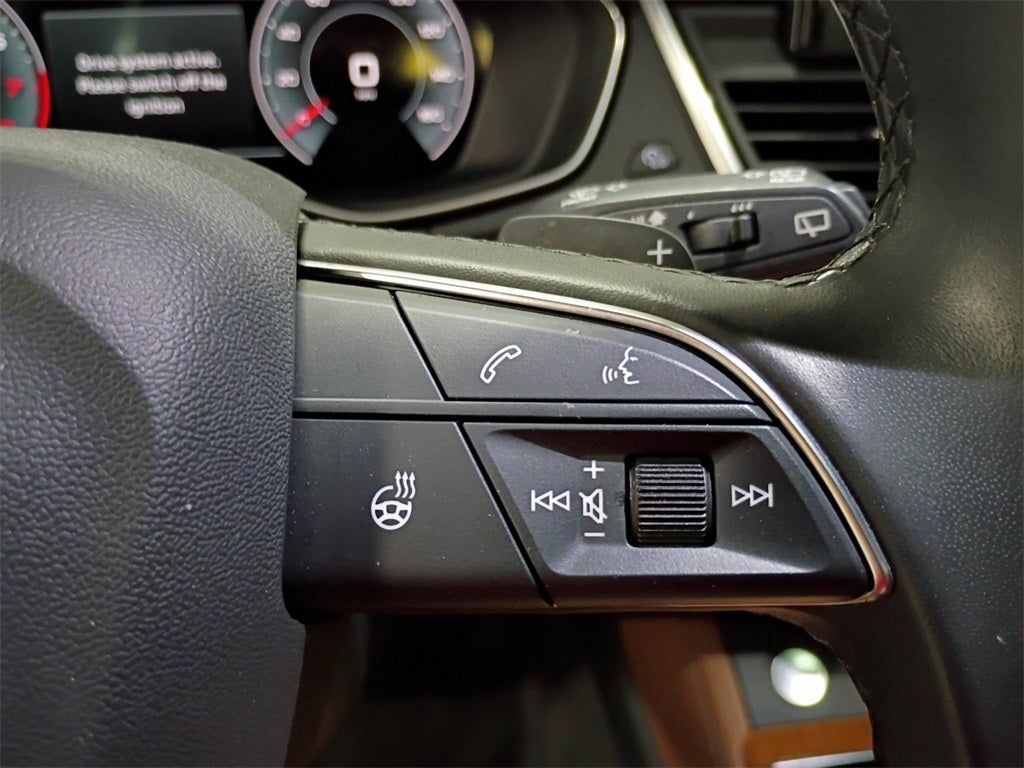 2023 Audi Q5 45 S line Premium quattro