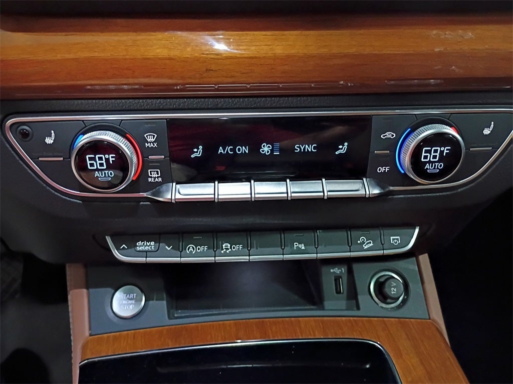 2023 Audi Q5 45 S line Premium quattro